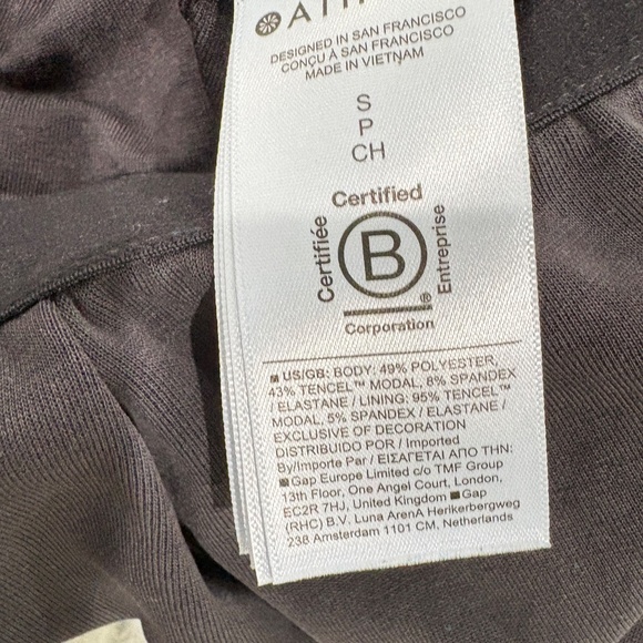 Athleta seasoft 1/4 zip - Picture 4 of 4